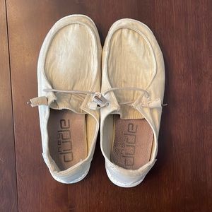 Hey Dude shoes